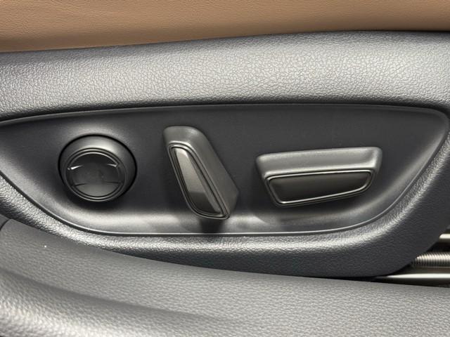 クラウン Z 衝突被害軽減ブレーキ 2.0ETC パワーバックドア レザーシート シートクーラー シートヒーター ドライブレコーダー 全周囲カメラ Bluetoothオーディオ ミュージックプレイヤー接続可(15枚目)