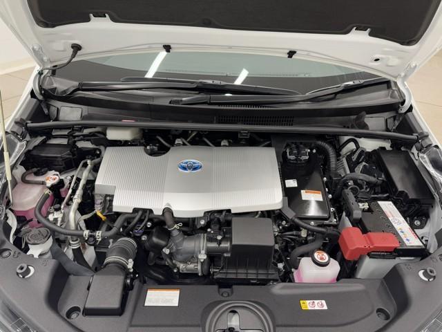 プリウス Ｓ　１００Ｖ　取説記録簿　アイスト　ＥＳＣ　スマートキ－　地デジ　メモリーナビゲーション　ＬＥＤヘッドライト　ＥＴＣ車載器　フルオートエアコン　クルーズコントロール　エアバッグ　イモビ　パワーウインドウ（23枚目）