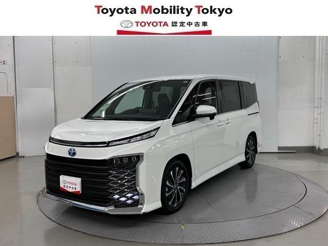 ヴォクシー ハイブリッドＳ－Ｚ　パワーウィンドウ　ＤＶＤ再生機能　インテリキー　横滑防止装置　地デジＴＶ　アクティブクルーズコントロール　フルオートエアコン　リアカメラ　エアバッグ　ＡＢＳ　１００Ｖ充電　ナビＴＶ　ＷＡＣ　キーレス（5枚目）