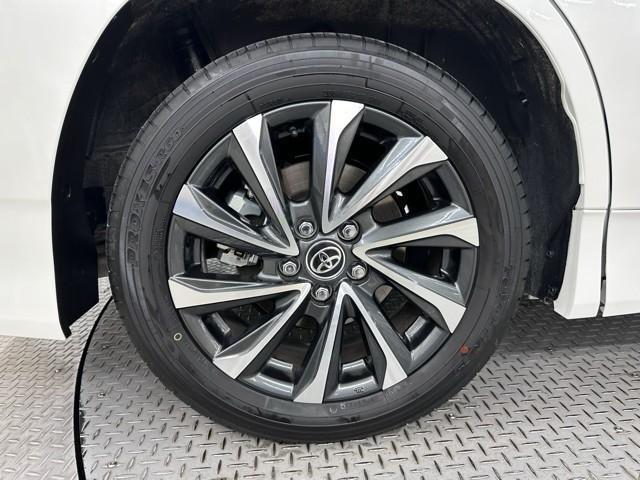 ヴォクシー ハイブリッドＳ－Ｚ　パワーウィンドウ　ＤＶＤ再生機能　インテリキー　横滑防止装置　地デジＴＶ　アクティブクルーズコントロール　フルオートエアコン　リアカメラ　エアバッグ　ＡＢＳ　１００Ｖ充電　ナビＴＶ　ＷＡＣ　キーレス（23枚目）