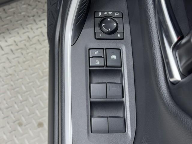 ＲＡＶ４ アドベンチャー　衝突被害軽減ブレーキ　４ＷＤ車　２．０ＥＴＣ　１オーナー　メモリナビ　リヤカメラ　車線逸脱警報装置　記録簿付　ＡＨＢ　クルーズＣ　カーナビ　ＬＥＤライト　イモビ　ＥＳＣ　スマキー　ＰＳ　エアコン（13枚目）