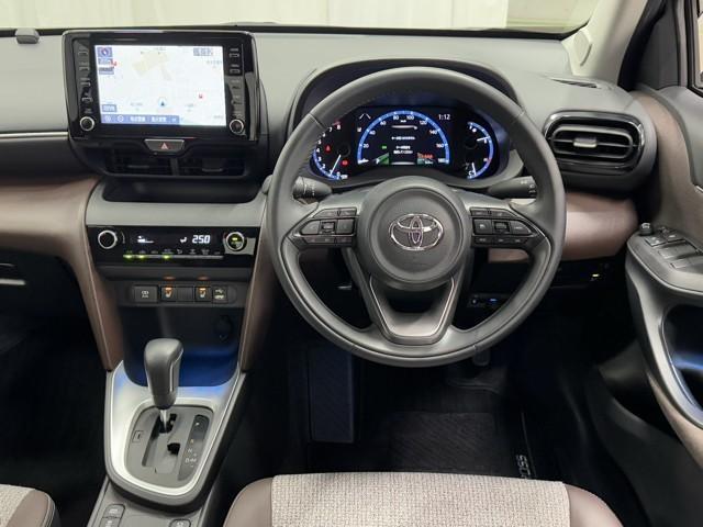 ヤリスクロス Ｚ　衝突被害軽減ブレーキ　パワーバックドア　Ｂｌｕｅｔｏｏｔｈオーディオ　ミュージックプレイヤー接続可　ＥＴＣ２．０　クリアランスソナー　メモリーナビ　バックモニター　スマートキ－　前後ドライブレコーダー（8枚目）