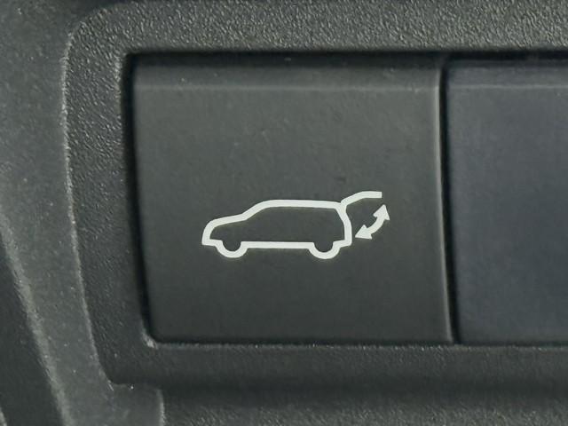 ヤリスクロス Ｚ　衝突被害軽減ブレーキ　パワーバックドア　Ｂｌｕｅｔｏｏｔｈオーディオ　ミュージックプレイヤー接続可　ＥＴＣ２．０　クリアランスソナー　メモリーナビ　バックモニター　スマートキ－　前後ドライブレコーダー（21枚目）