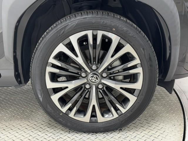 ヤリスクロス Ｚ　衝突被害軽減ブレーキ　パワーバックドア　Ｂｌｕｅｔｏｏｔｈオーディオ　ミュージックプレイヤー接続可　ＥＴＣ２．０　クリアランスソナー　メモリーナビ　バックモニター　スマートキ－　前後ドライブレコーダー（23枚目）