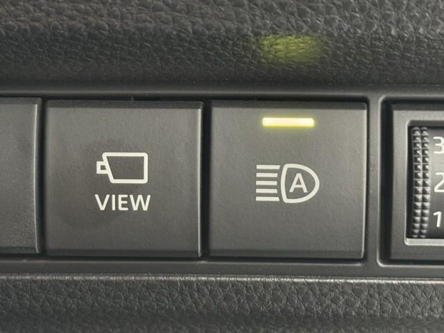 カローラクロス ハイブリッド　Ｚ　衝突被害軽減ブレーキ　４ＷＤ車　全周囲カメラ　ドライブレコーダー　アイドリングストップ　ＡＣ１００　ＥＴＣ車載器　ミュージックプレイヤー接続可　ブルートゥースオーディオ　スマートキー　盗難防止装置（17枚目）