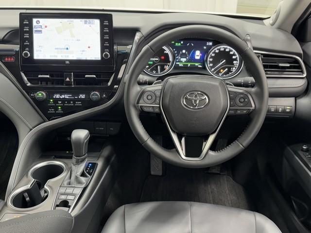 カムリ WSレザーパッケージ 衝突被害軽減ブレーキ 車検整備付 全周囲カメラ ETC2.0 本革シート 寒冷地仕様 4WD 前後ドライブレコーダー クリアランスソナー 100V電源 オートクルーズコントロール アイドリングストップ(7枚目)