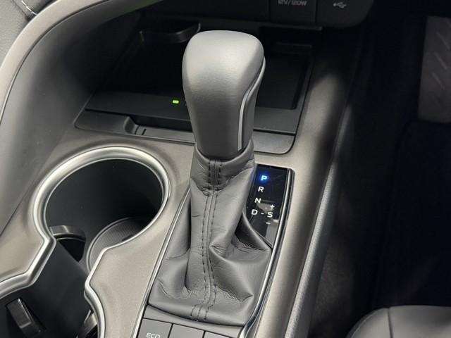 カムリ WSレザーパッケージ 衝突被害軽減ブレーキ 車検整備付 全周囲カメラ ETC2.0 本革シート 寒冷地仕様 4WD 前後ドライブレコーダー クリアランスソナー 100V電源 オートクルーズコントロール アイドリングストップ(14枚目)