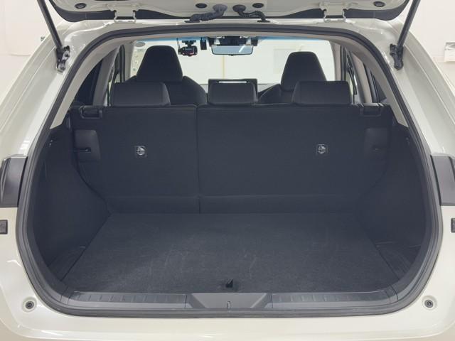 ハリアーハイブリッド Ｓ　衝突被害軽減ブレーキ　３６０°ドライブレコーダー　Ｂｌｕｅｔｏｏｔｈオーディオ　ＥＴＣ２．０　アイドリングストップ　オートクルーズコントロール　イモビライザー　オートハイビーム　横滑り防止機能　ＡＢＳ（20枚目）