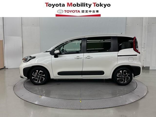 シエンタ ハイブリッドＺ　ＴＳＳ　エアバック　アルミ　キーレスエントリー　ナビＴＶ　イモビライザー　整備記録簿　バックモニター　ＬＥＤヘッドライト　ＥＴＣ車載器　横滑り防止　スマートキー　オートエアコン　サイドエアバッグ（6枚目）