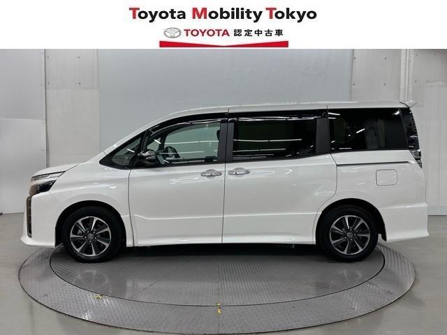 ヴォクシー ＺＳ　煌ＩＩＩ　プリクラッシュ　スマートキ　アイスト　ＤＶＤ再生機能　記録簿付き　横滑り防止装置　ナビＴＶ　アルミ　三列シート　ＷＡＣ　盗難防止　オートエアコン　キーレス　ＥＴＣ装備　パワステ　メモリナビ　クルコン（6枚目）