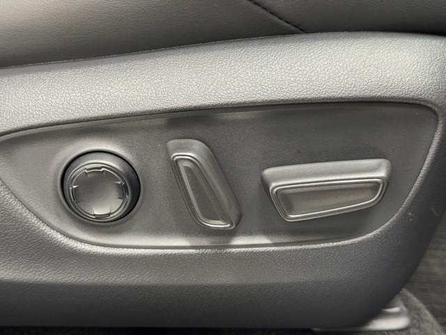 ハリアー Z レザーパッケージ 衝突被害軽減ブレーキ モデリスタエアロ パノラマムーンルーフ ETC2.0 本革エアシート AC100V パワーバックドア 全周囲カメラ メモリナビ Bluetoothオーディオ LEDヘッドライト(16枚目)