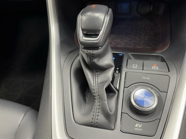 RAV4 ハイブリッドG 衝突被害軽減装置 ドライブレコーダ ワンオーナ- バックモニター 整備記録簿 地デジTV LEDヘッドライト スマキー 電動シ-ト AWD TVナビ パワステ 横滑り防止装置 クルコン AAC AW(15枚目)