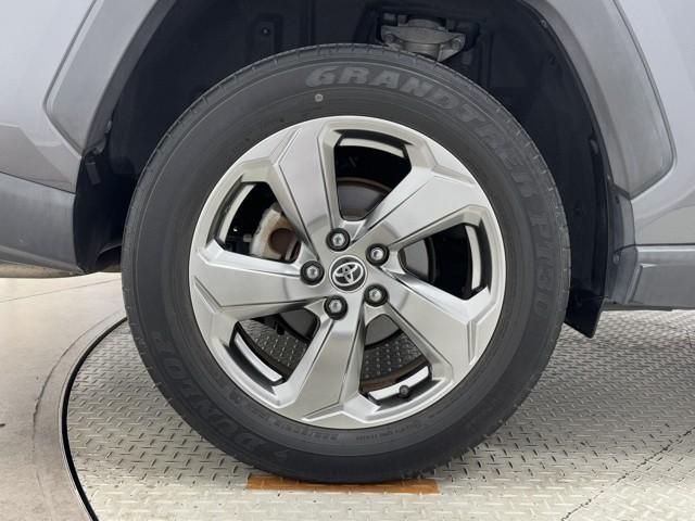 RAV4 ハイブリッドG 衝突被害軽減装置 ドライブレコーダ ワンオーナ- バックモニター 整備記録簿 地デジTV LEDヘッドライト スマキー 電動シ-ト AWD TVナビ パワステ 横滑り防止装置 クルコン AAC AW(22枚目)