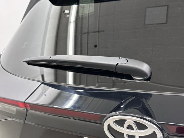 ヤリスクロス Ｇ　ＥＴＣ装備　リヤカメラ　点検記録簿　スマートエントリー　イモビライザー　オートエアコン　アルミホイール　キーレス　パワーウィンドウ　クルコン　ＡＢＳ　ドライブレコーダー　エアバッグ　パワーステアリング（18枚目）