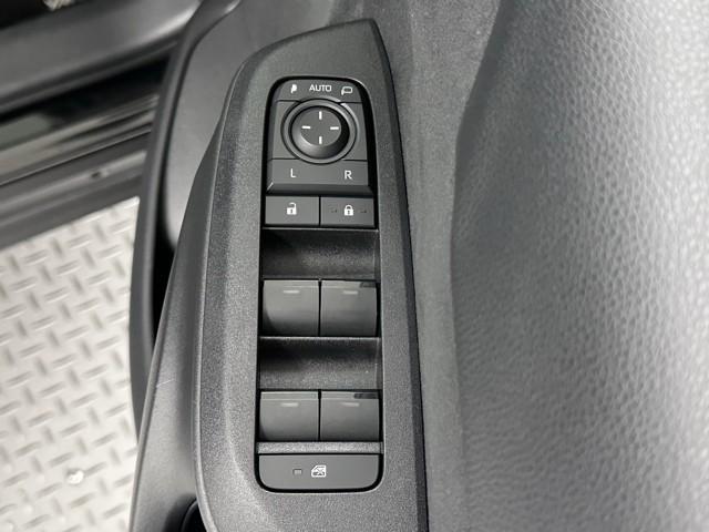 ヤリスクロス Ｇ　ＥＴＣ装備　リヤカメラ　点検記録簿　スマートエントリー　イモビライザー　オートエアコン　アルミホイール　キーレス　パワーウィンドウ　クルコン　ＡＢＳ　ドライブレコーダー　エアバッグ　パワーステアリング（14枚目）