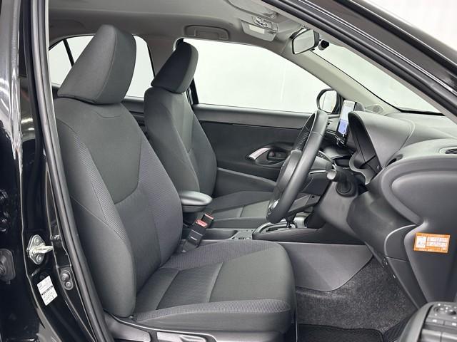 ヤリスクロス Ｇ　ＥＴＣ装備　リヤカメラ　点検記録簿　スマートエントリー　イモビライザー　オートエアコン　アルミホイール　キーレス　パワーウィンドウ　クルコン　ＡＢＳ　ドライブレコーダー　エアバッグ　パワーステアリング（15枚目）