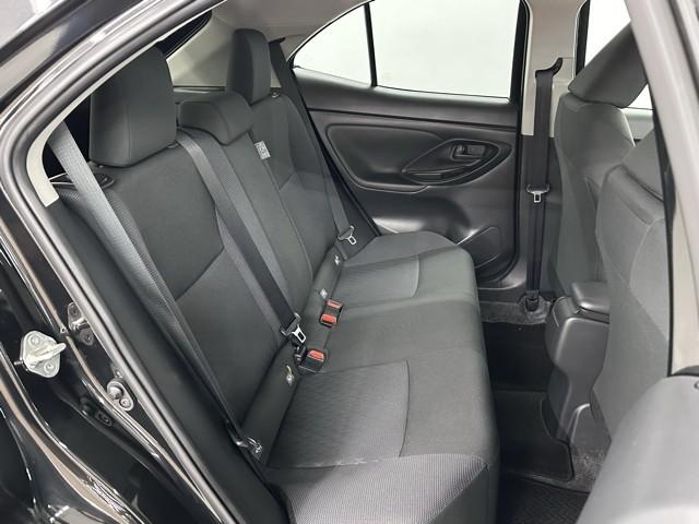 ヤリスクロス Ｇ　ＥＴＣ装備　リヤカメラ　点検記録簿　スマートエントリー　イモビライザー　オートエアコン　アルミホイール　キーレス　パワーウィンドウ　クルコン　ＡＢＳ　ドライブレコーダー　エアバッグ　パワーステアリング（16枚目）