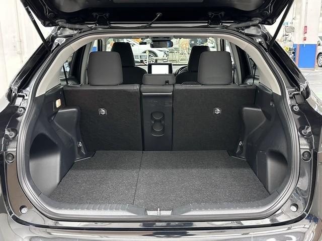 ヤリスクロス Ｇ　ＥＴＣ装備　リヤカメラ　点検記録簿　スマートエントリー　イモビライザー　オートエアコン　アルミホイール　キーレス　パワーウィンドウ　クルコン　ＡＢＳ　ドライブレコーダー　エアバッグ　パワーステアリング（17枚目）