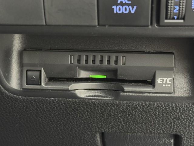 アクア Ｂ　ＡＣ１００Ｖ　エアコン　前席パワーウィンドウ　ＥＳＣ　オートクルーズコントロール　ＬＥＤライト　エアバッグ　パワステ　アイドリングストップ　記録簿　ミュージックプレイヤー接続可　ＥＴＣ　Ｂカメラ（6枚目）