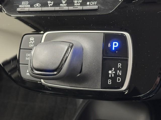 アクア Ｂ　ＡＣ１００Ｖ　エアコン　前席パワーウィンドウ　ＥＳＣ　オートクルーズコントロール　ＬＥＤライト　エアバッグ　パワステ　アイドリングストップ　記録簿　ミュージックプレイヤー接続可　ＥＴＣ　Ｂカメラ（11枚目）