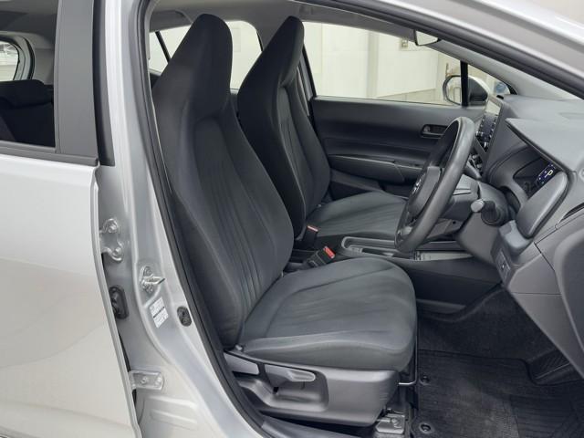 アクア Ｂ　ＡＣ１００Ｖ　エアコン　前席パワーウィンドウ　ＥＳＣ　オートクルーズコントロール　ＬＥＤライト　エアバッグ　パワステ　アイドリングストップ　記録簿　ミュージックプレイヤー接続可　ＥＴＣ　Ｂカメラ（13枚目）