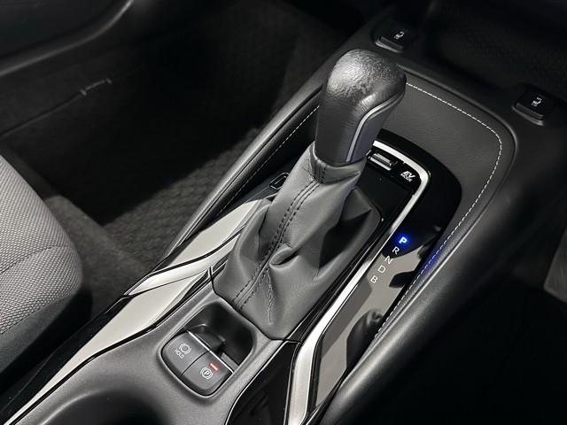 カローラツーリング ハイブリッド S 寒冷地 インテリジェントクリアランスソナー ドラレコ付き Rカメラ AAC LEDライト メディアプレイヤー接続 横滑防止装置 クルコン ETC車載器 キーフリーシステム スマートキー イモビ アルミ(9枚目)