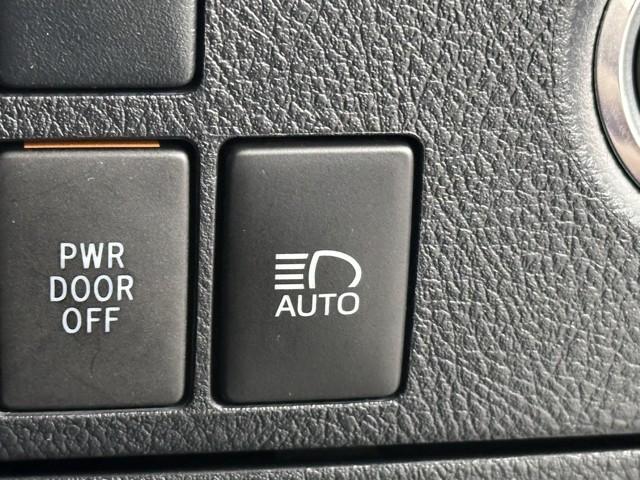 アルファード ２．５Ｓ　両側電動パワースライドドア　Ｗエアコン　フルオートエアコン　盗難防止システム　横滑り防止　ＡＷ　クルーズＣ　パワーステアリング　点検記録簿　ＬＥＤランプ　メディアプレイヤー接続　１００Ｖ電源　ＷエアＢ（13枚目）