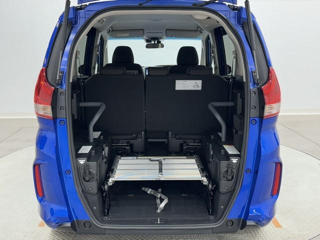 フリード+ クルマイスシヨウ(5枚目)