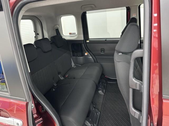 タンク カスタムＧ　プリクラッシュ　リアカメラ　両側自動ドア　クルコン　１オーナー　ＬＥＤ　横滑り防止　点検記録簿　ドライブレコーダー　ナビＴＶ　スマートキー　アルミ　キーフリーシステム　ＥＴＣ付き　ワンセグＴＶ　ＡＢＳ（17枚目）