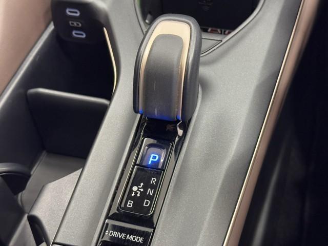 クラウンクロスオーバー Ｇアドバンスド・レザーパッケージ　ＴＳＳ　レザー　フルセグＴＶ　パワーシート　ＬＥＤヘッドライト　クルーズコントロール　Ｂカメラ　ドライブレコーダ　オートエアコン　アルミホイル　ＡＣコンセント　ＥＴＣ付　横滑り防止装置　４ＷＤ　ＴＶ（10枚目）