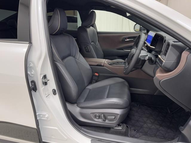 クラウンクロスオーバー Ｇアドバンスド・レザーパッケージ　ＴＳＳ　レザー　フルセグＴＶ　パワーシート　ＬＥＤヘッドライト　クルーズコントロール　Ｂカメラ　ドライブレコーダ　オートエアコン　アルミホイル　ＡＣコンセント　ＥＴＣ付　横滑り防止装置　４ＷＤ　ＴＶ（15枚目）