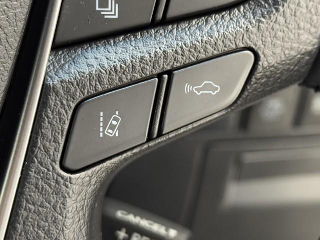 アルファード ２．５Ｓ　タイプゴールド　後席モニター　ナノイー　ＬＥＤランプ　１オーナー車　リアオートエアコン　点検記録簿　エアコン　ＤＶＤプレーヤー　横滑防止装置　ＡＣ１００Ｖ電源　アルミ　パワーウィンドウ　メディアプレイヤー接続　ＡＢＳ（11枚目）