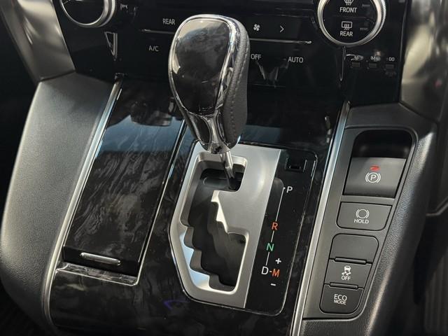 アルファード ２．５Ｓ　タイプゴールド　後席モニター　ナノイー　ＬＥＤランプ　１オーナー車　リアオートエアコン　点検記録簿　エアコン　ＤＶＤプレーヤー　横滑防止装置　ＡＣ１００Ｖ電源　アルミ　パワーウィンドウ　メディアプレイヤー接続　ＡＢＳ（12枚目）