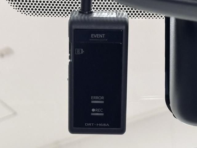 ヤリス G パノラミックビューモニター カーナビ 点検記録簿 Bカメラ スマートキー&プッシュスタート ドライブレコーダー メモリーナビゲーション イモビ 横滑り防止システム クルーズC ABS Wエアバック(8枚目)