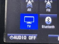 ＴＶが見れるチューナーを装備しています。　新しい車でも付いていないことで、ＴＶが見れない事も多々あるので要チェックです。 7