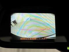 バックモニター付なので後退時に後方が見えるので安心。　車は構造上、死角がたくさんなので万が一を考えると必須ですね。　あくまで補助の為の装備、バックは目視で確認する事が重要ですよ。 6