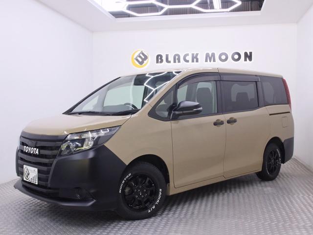 ノア X Vパッケージ オリジナルアウトドアカスタム 新品ホイール 新品タイヤ 新品TOYOTAエンブレム ブラックヘッドライト加工 電動スライドドア イクリプスナビ バックカメラ キーレスエントリー ETC(11枚目)