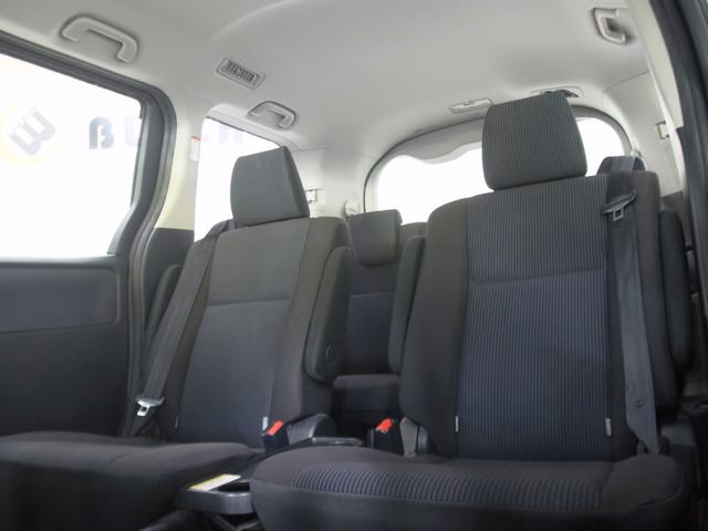 ノア X Vパッケージ オリジナルアウトドアカスタム 新品ホイール 新品タイヤ 新品TOYOTAエンブレム ブラックヘッドライト加工 電動スライドドア イクリプスナビ バックカメラ キーレスエントリー ETC(18枚目)