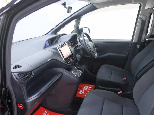 ノア Ｘ　ディライトプラス　（関東カスタムカー）２０２ブラック／ラプターライナー塗装／スマートキー／ＳＤナビ／Ｂｌｕｅｔｏｏｔｈ／Ｂカメラ／リアモニター／新品ホイール／新品ＡＴタイヤ／ヘッドライト加工／電動スライド（21枚目）