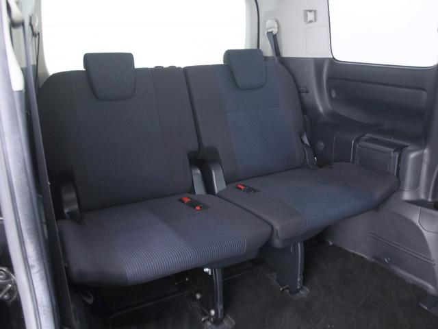 ノア Ｘ　ディライトプラス　（関東カスタムカー）２０２ブラック／ラプターライナー塗装／スマートキー／ＳＤナビ／Ｂｌｕｅｔｏｏｔｈ／Ｂカメラ／リアモニター／新品ホイール／新品ＡＴタイヤ／ヘッドライト加工／電動スライド（27枚目）