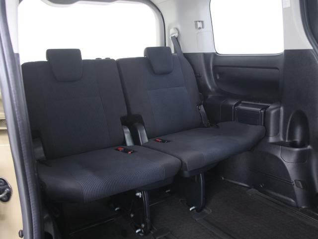 ヴォクシー Ｘ　（神奈川カスタムカー）新品ホイール・ＡＴタイヤ／保証付／記録簿／ナビ／後席モニター／Ｂカメラ／ＥＴＣ／ライトインナー加工／Ｂｌｕｅｔｏｏｔｈ／電動スライド／ＬＥＤヘッドライト／ＥＴＣ／ＴＶ／ＤＶＤ再生（23枚目）