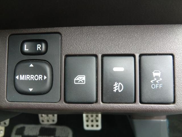 コペン ローブ 5速MT/ターボ/電動オープン/ENKEI製16インチAW/ナビTV/BT/DVD再生/スマートキー/プッシュスタート/LEDヘッドライト/シートヒーター/トラクションコントロール/禁煙車/修復歴無し(40枚目)