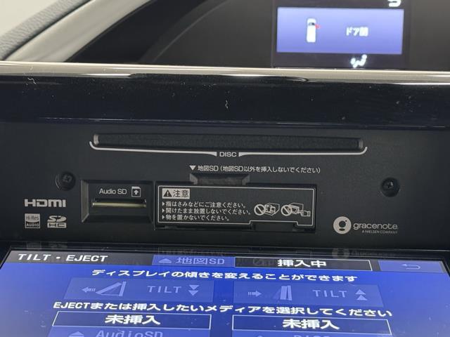 ＺＳ　煌ＩＩ　イモビ　両側パワ－スライドドア　衝突軽減ブレ－キ　記録簿付　ＡＣ　アイスト　ＶＳＣ　プッシュスタートスマートキー　地デジテレビ　ＥＴＣ装備　バックモニタ　助手席エアバック　Ｗエアコン　パワーウィンドウ(9枚目)