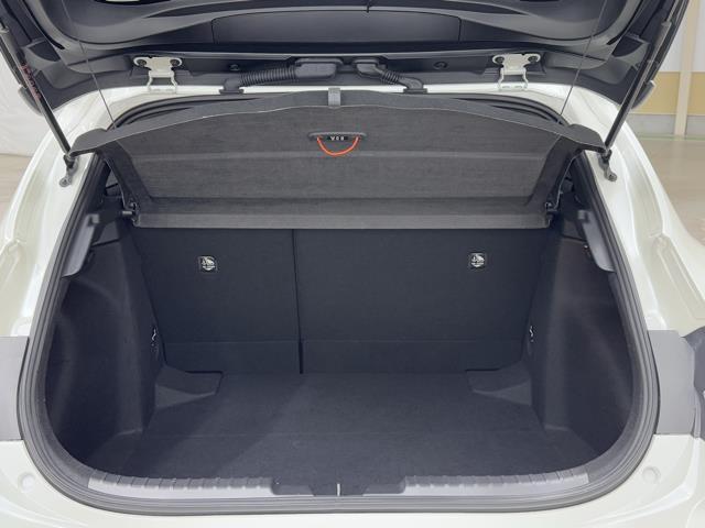 カローラスポーツ ハイブリッドＧ　衝突軽減　ナビ　バックモニター　オートエアコン　ＥＴＣ車載器　踏み間違い防止　アルミ　クルーズコントロール　ＬＥＤヘッドライト　ドライブレコーダー　イモビライザー　横滑り防止機能　スマ－トキ－（17枚目）