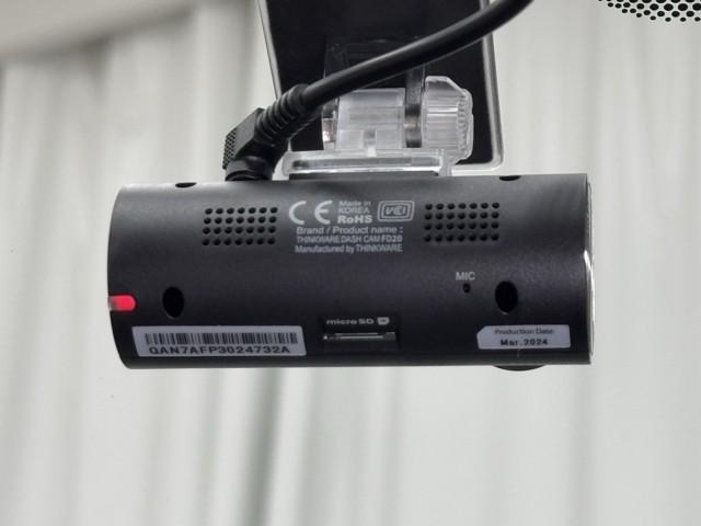 ヤリスクロス Ｇ　ＥＴＣ装備　リヤカメラ　点検記録簿　スマートエントリー　イモビライザー　オートエアコン　アルミホイール　キーレス　パワーウィンドウ　クルコン　ＡＢＳ　ドライブレコーダー　エアバッグ　パワーステアリング（8枚目）