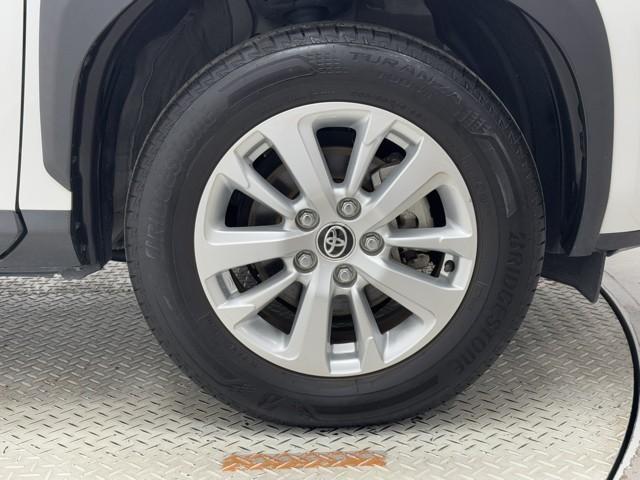 ヤリスクロス Ｇ　ＥＴＣ装備　リヤカメラ　点検記録簿　スマートエントリー　イモビライザー　オートエアコン　アルミホイール　キーレス　パワーウィンドウ　クルコン　ＡＢＳ　ドライブレコーダー　エアバッグ　パワーステアリング（17枚目）