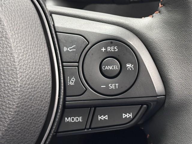 カローラツーリング ハイブリッド ダブルバイビー50ミリオンエディション 衝突軽減装置 横滑り防止機能 LEDライト オートクルーズコントロール ABS ドラレコ アイドリングストップ バックモニター アルミホイール エアバッグ 盗難防止装置 ETC ナビ スマートキー(10枚目)