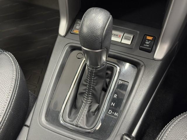 フォレスター Ｓ－リミテッド　アクセスキー　キーレス　クルーズコントロール　ＴＶナビ　寒冷地仕様　ドライブレコーダー　ＤＶＤ再生　横滑り防止機能　Ｐシート　４ＷＤ　地デジ　ＥＴＣ　アルミ　パワーステアリング　ＡＵＸ　Ａストップ（12枚目）