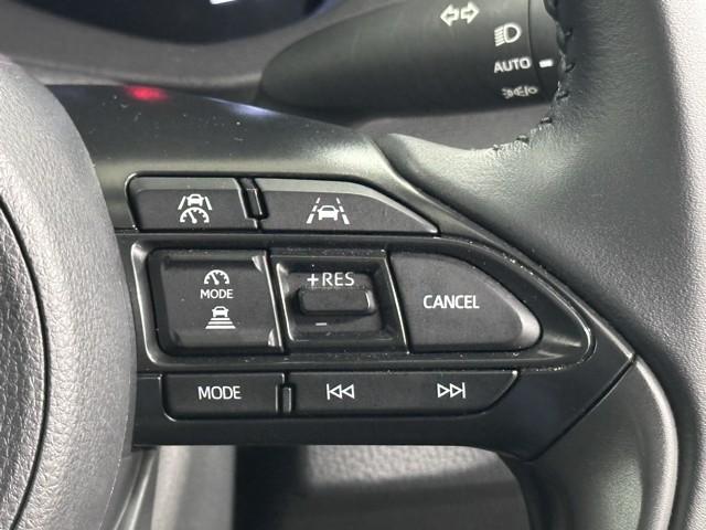 ヤリスクロス Ｇ　ＥＴＣ装備　リヤカメラ　点検記録簿　スマートエントリー　イモビライザー　オートエアコン　アルミホイール　キーレス　パワーウィンドウ　クルコン　ＡＢＳ　ドライブレコーダー　エアバッグ　パワーステアリング（12枚目）