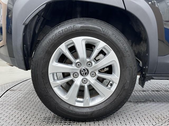 ヤリスクロス Ｇ　ＥＴＣ装備　リヤカメラ　点検記録簿　スマートエントリー　イモビライザー　オートエアコン　アルミホイール　キーレス　パワーウィンドウ　クルコン　ＡＢＳ　ドライブレコーダー　エアバッグ　パワーステアリング（19枚目）